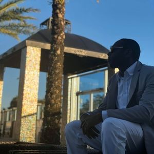 Meet your Posher, Johnathan